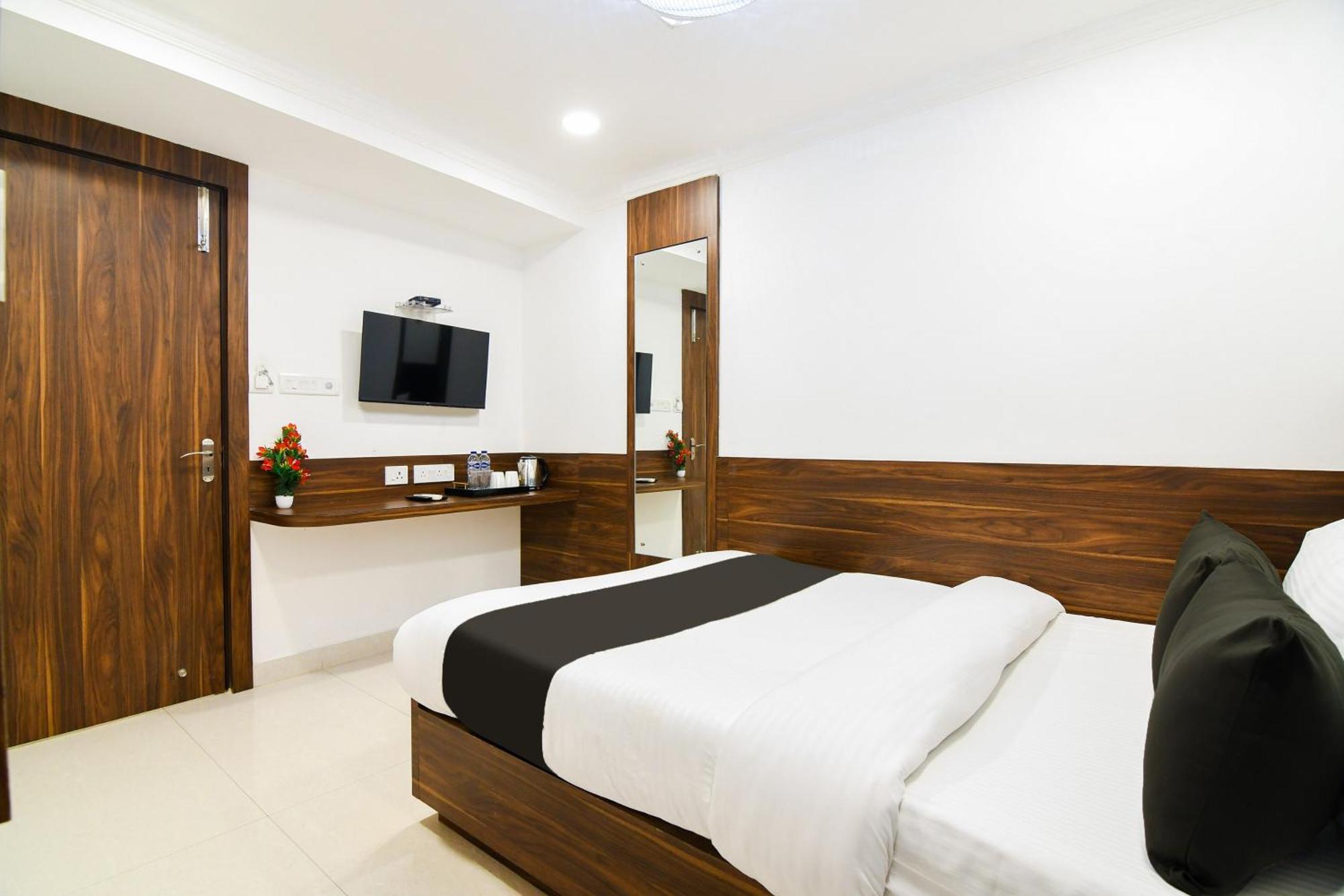 Super Hotel O Eminent Hotel โกลกาตา ภายนอก รูปภาพ