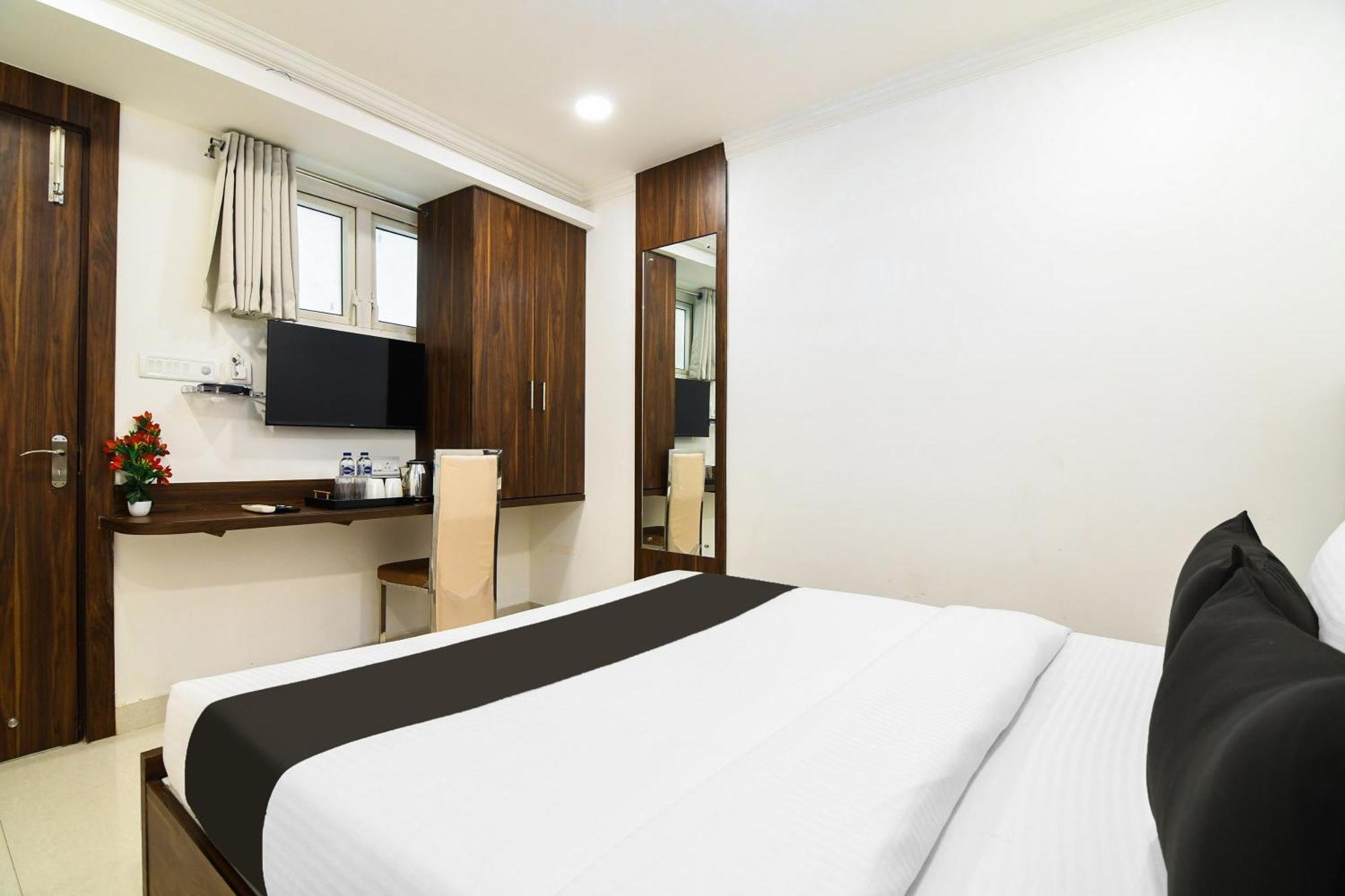 Super Hotel O Eminent Hotel โกลกาตา ภายนอก รูปภาพ